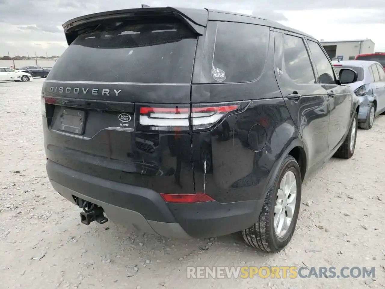 4 Photograph of a damaged car SALRG2RV2L2428909 LAND ROVER DISCOVERY 2020