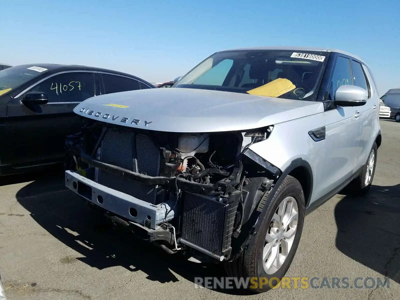 2 Photograph of a damaged car SALRG2RV3L2430054 LAND ROVER DISCOVERY 2020
