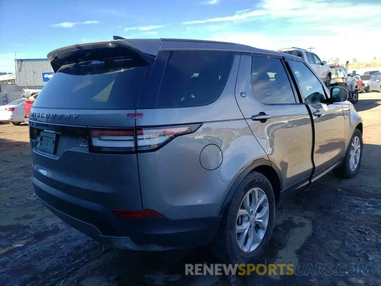 4 Photograph of a damaged car SALRG2RV3L2432015 LAND ROVER DISCOVERY 2020