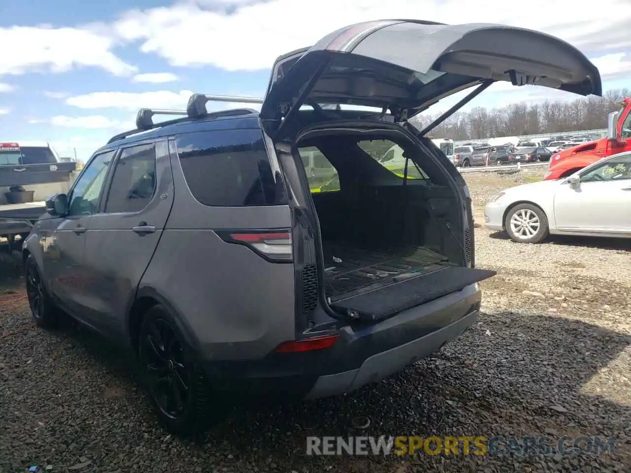 3 Photograph of a damaged car SALRG2RV4L2417054 LAND ROVER DISCOVERY 2020