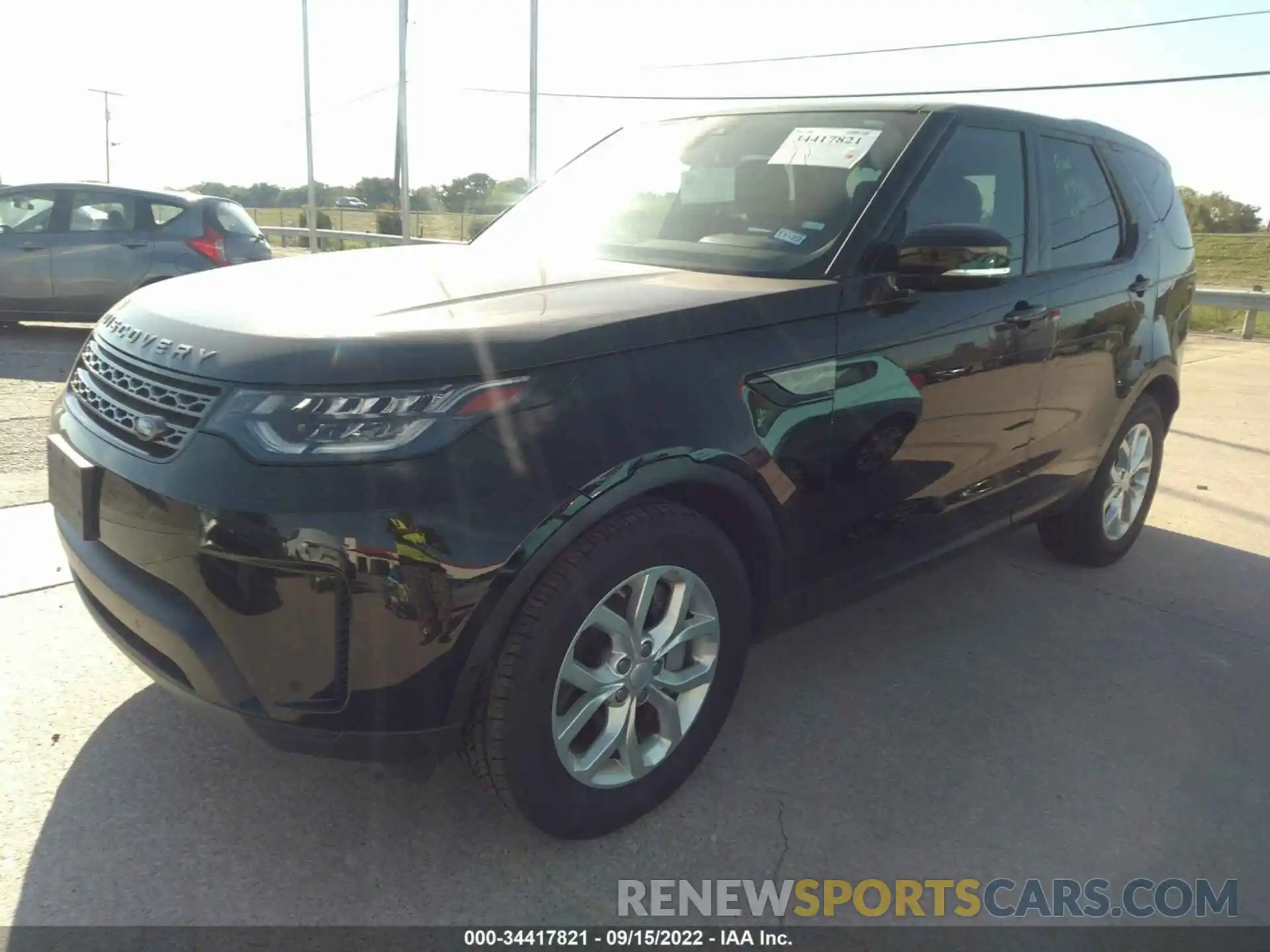 2 Photograph of a damaged car SALRG2RV4L2423193 LAND ROVER DISCOVERY 2020