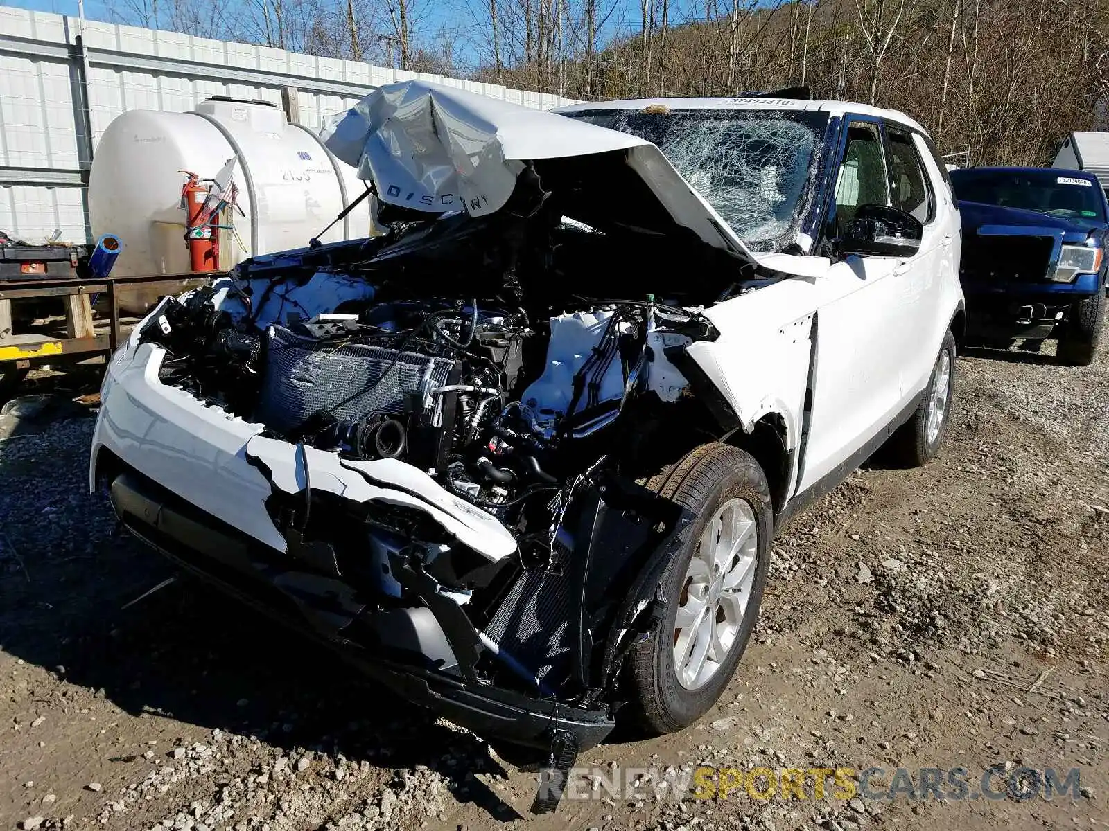 2 Photograph of a damaged car SALRG2RV5L2425244 LAND ROVER DISCOVERY 2020