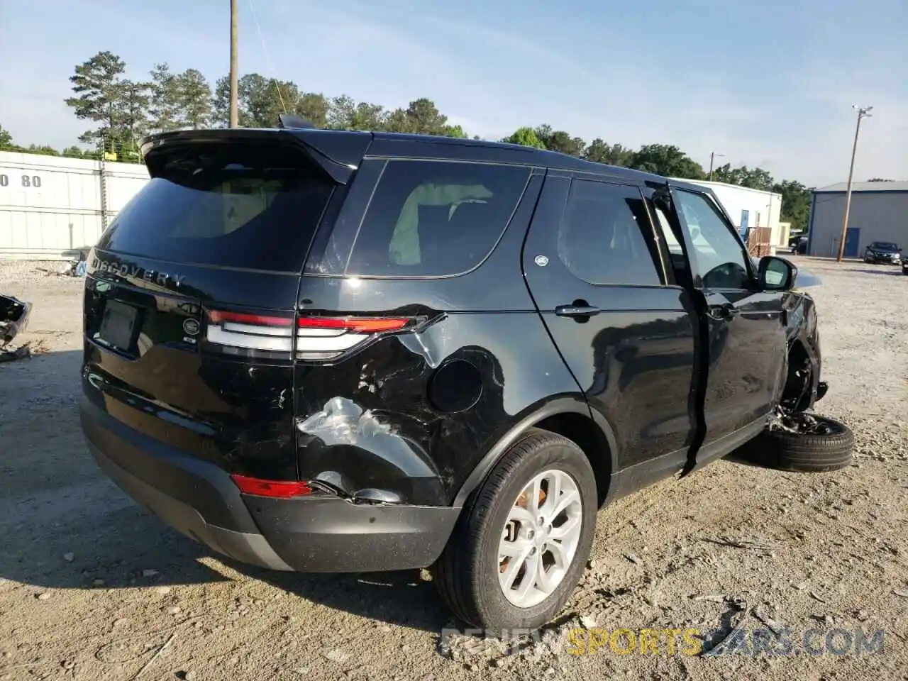 4 Photograph of a damaged car SALRG2RV6L2423163 LAND ROVER DISCOVERY 2020