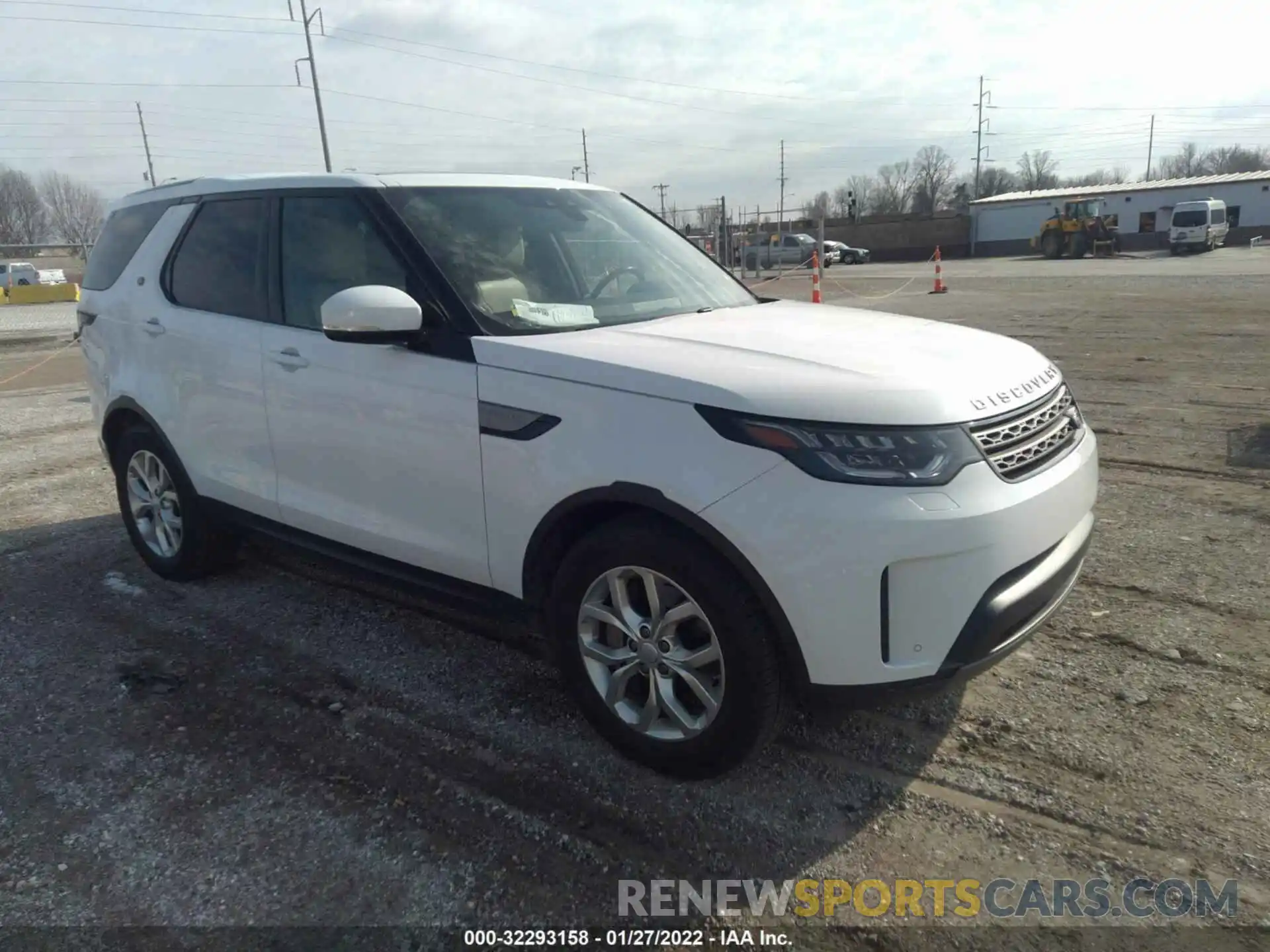 1 Photograph of a damaged car SALRG2RV6L2428282 LAND ROVER DISCOVERY 2020