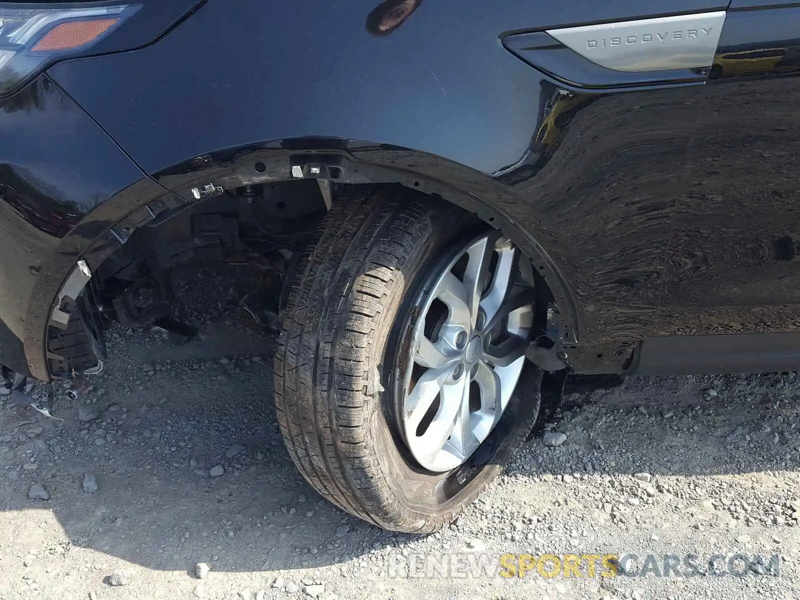 9 Photograph of a damaged car SALRG2RV7L2430199 LAND ROVER DISCOVERY 2020