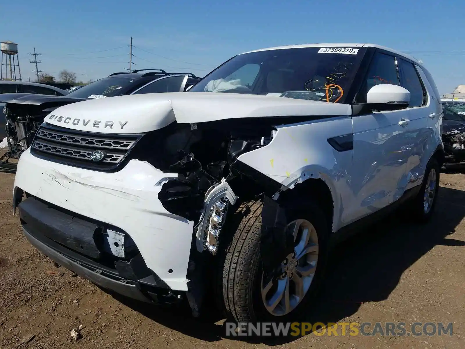 2 Photograph of a damaged car SALRG2RV8L2423777 LAND ROVER DISCOVERY 2020