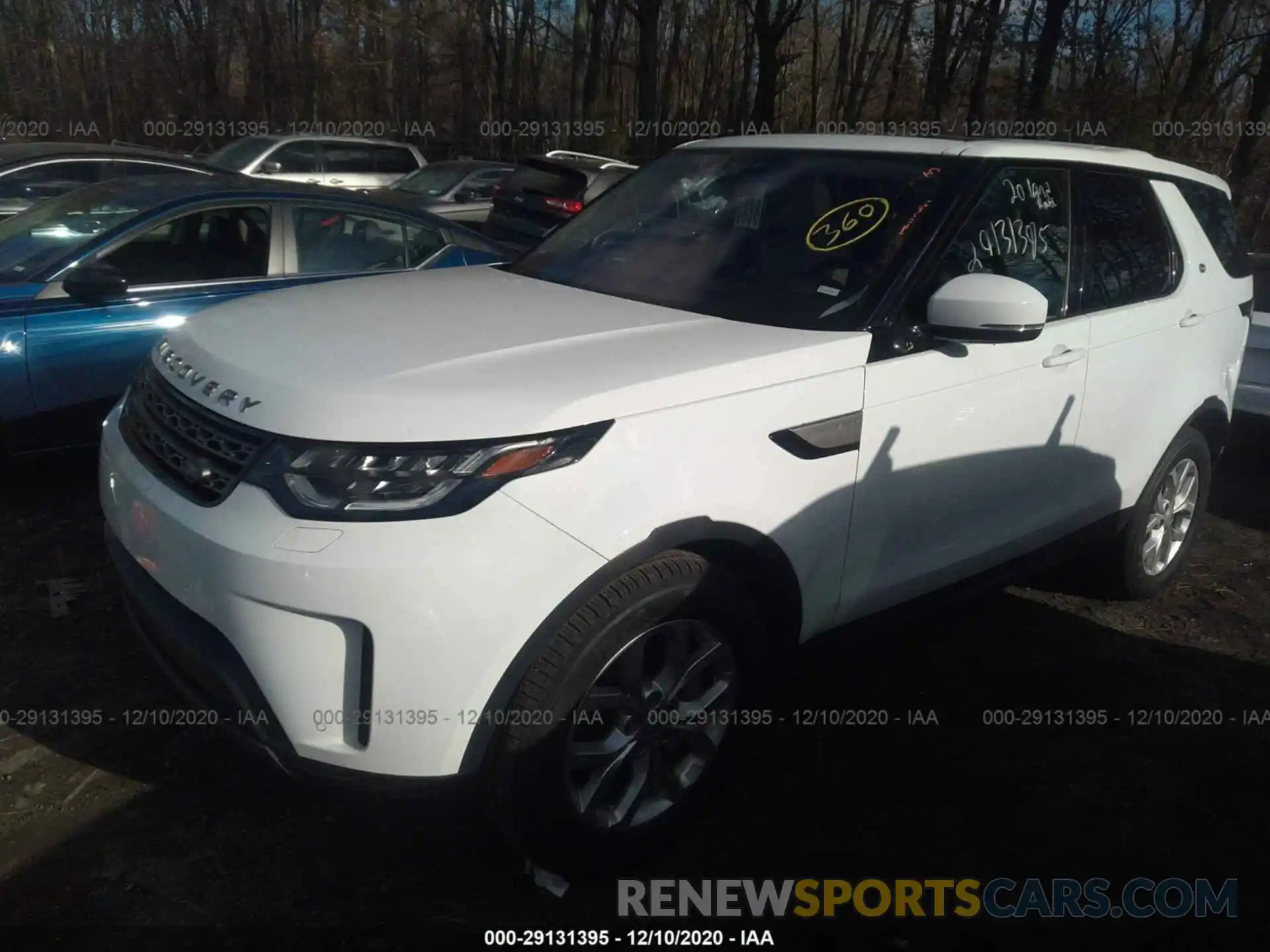 2 Photograph of a damaged car SALRG2RV8L2425285 LAND ROVER DISCOVERY 2020