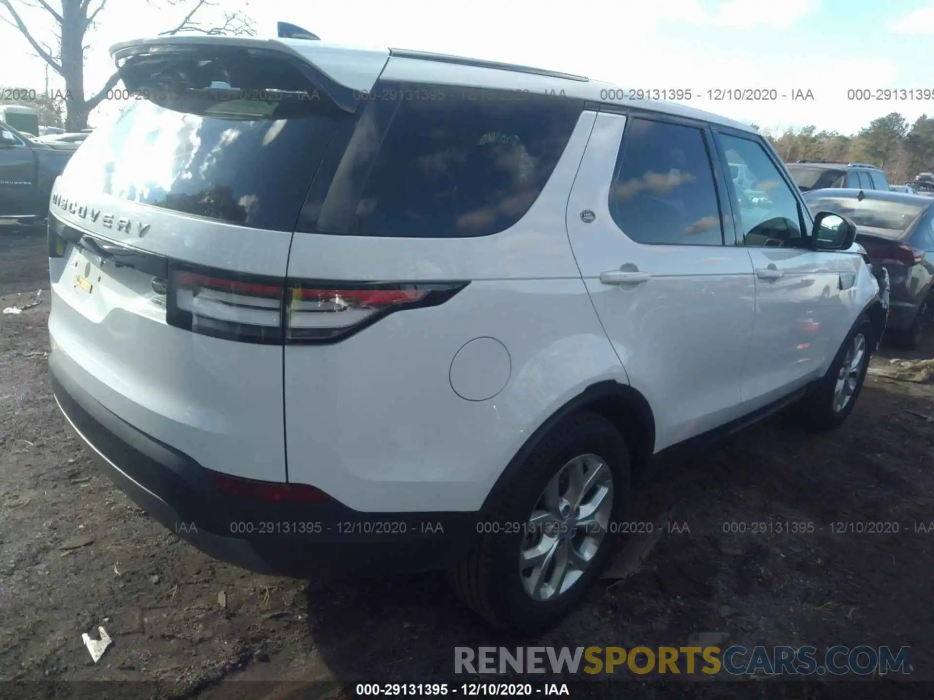 4 Photograph of a damaged car SALRG2RV8L2425285 LAND ROVER DISCOVERY 2020