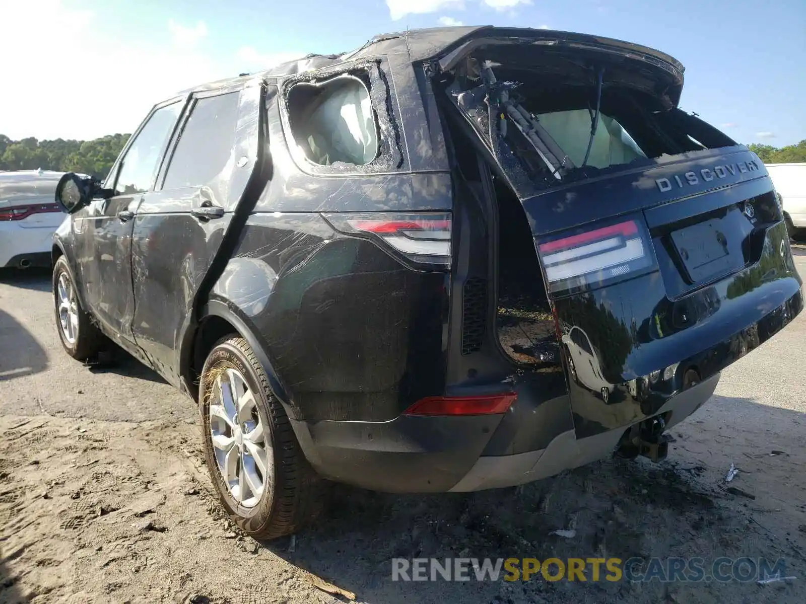 3 Photograph of a damaged car SALRG2RV8L2426176 LAND ROVER DISCOVERY 2020