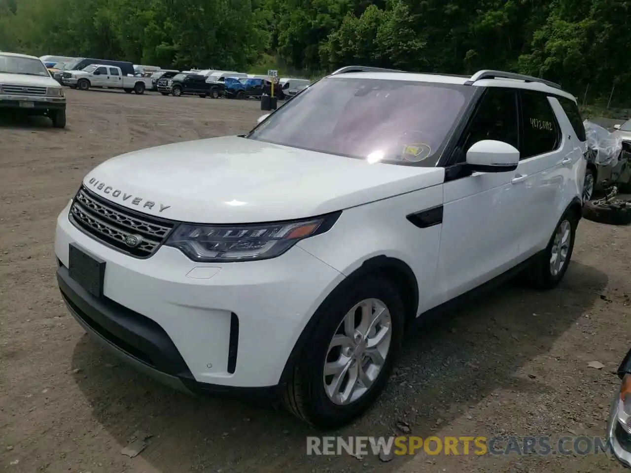 2 Photograph of a damaged car SALRG2RV8L2428901 LAND ROVER DISCOVERY 2020