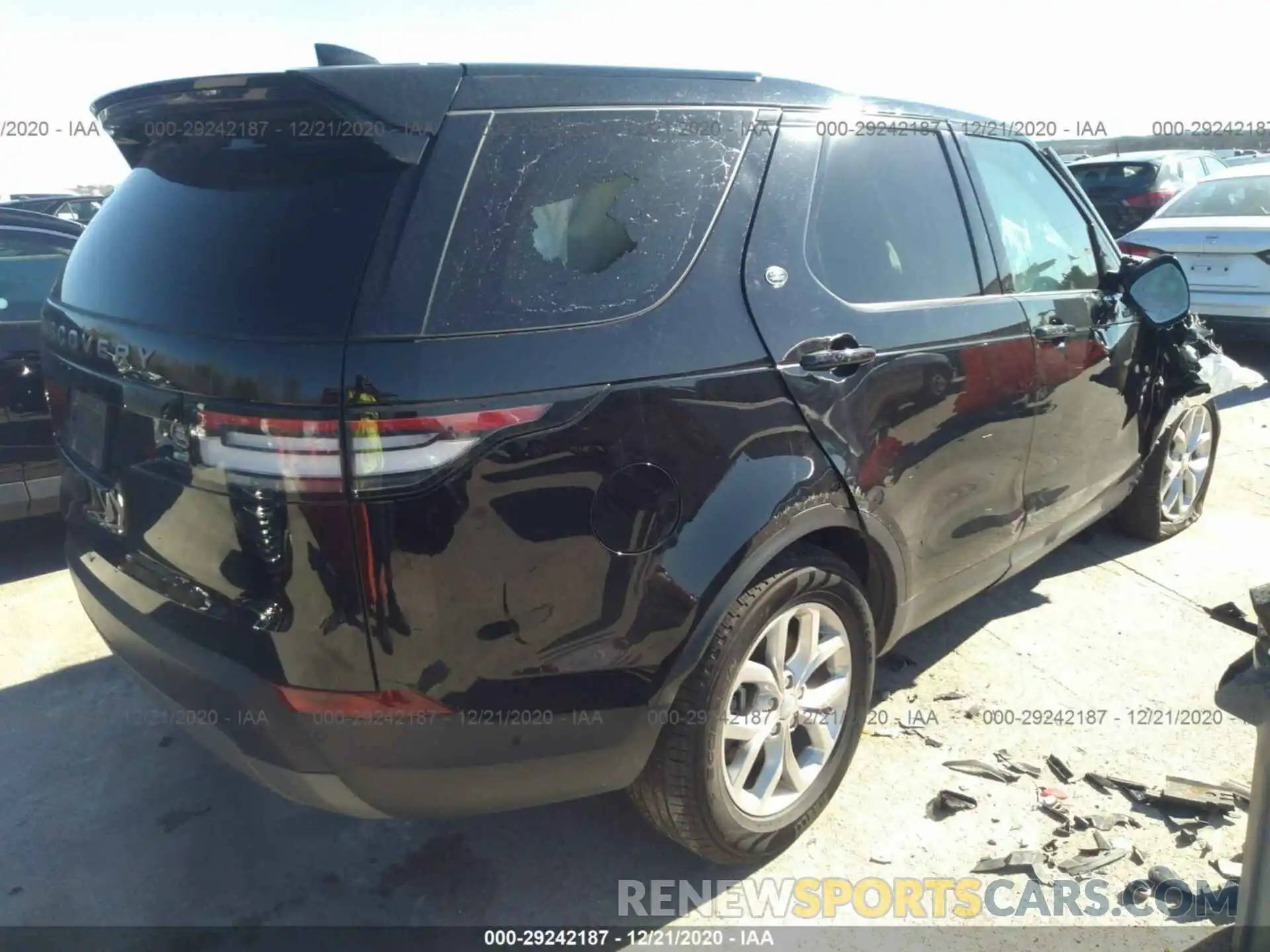 4 Photograph of a damaged car SALRG2RVXL2425725 LAND ROVER DISCOVERY 2020