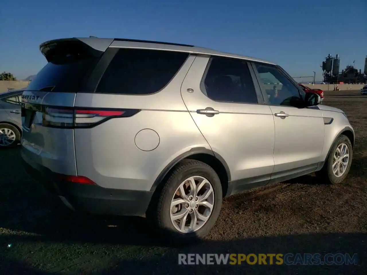 3 Photograph of a damaged car SALRG2RVXL2428074 LAND ROVER DISCOVERY 2020