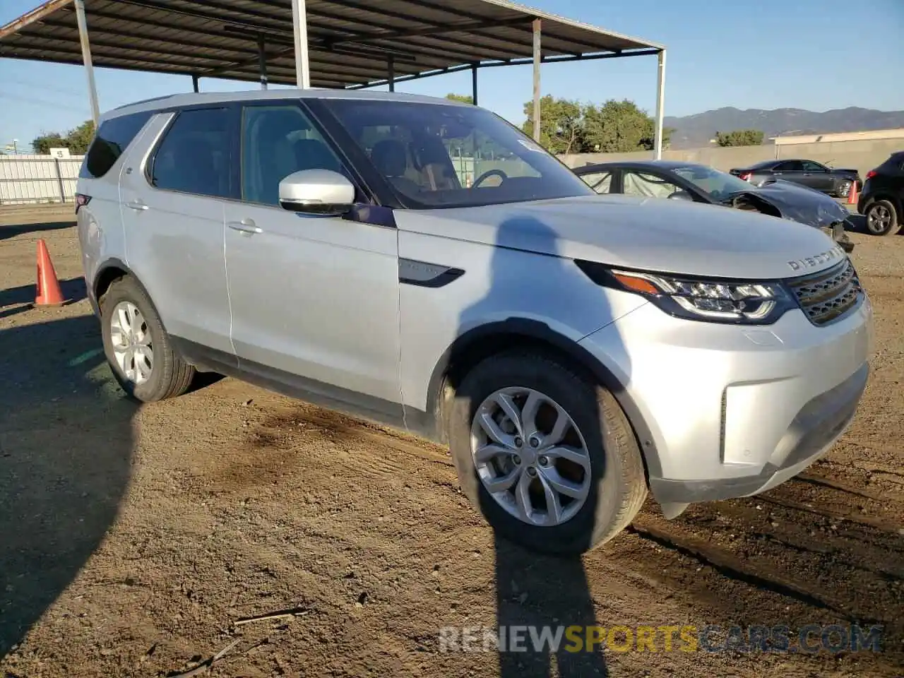 4 Photograph of a damaged car SALRG2RVXL2428074 LAND ROVER DISCOVERY 2020