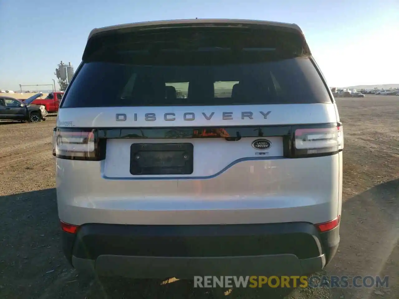 6 Photograph of a damaged car SALRG2RVXL2428074 LAND ROVER DISCOVERY 2020