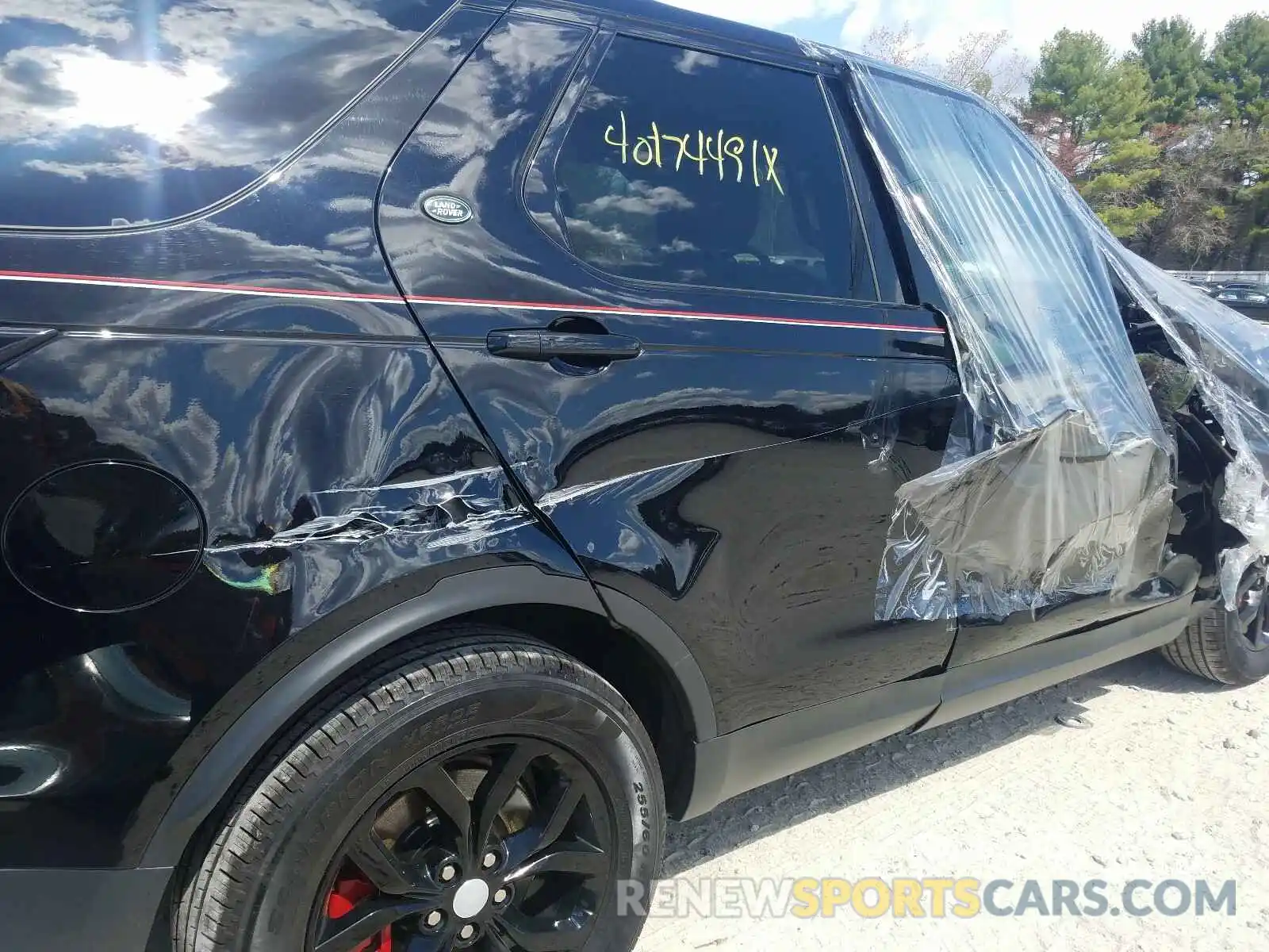 9 Photograph of a damaged car SALRG2RVXL2428902 LAND ROVER DISCOVERY 2020