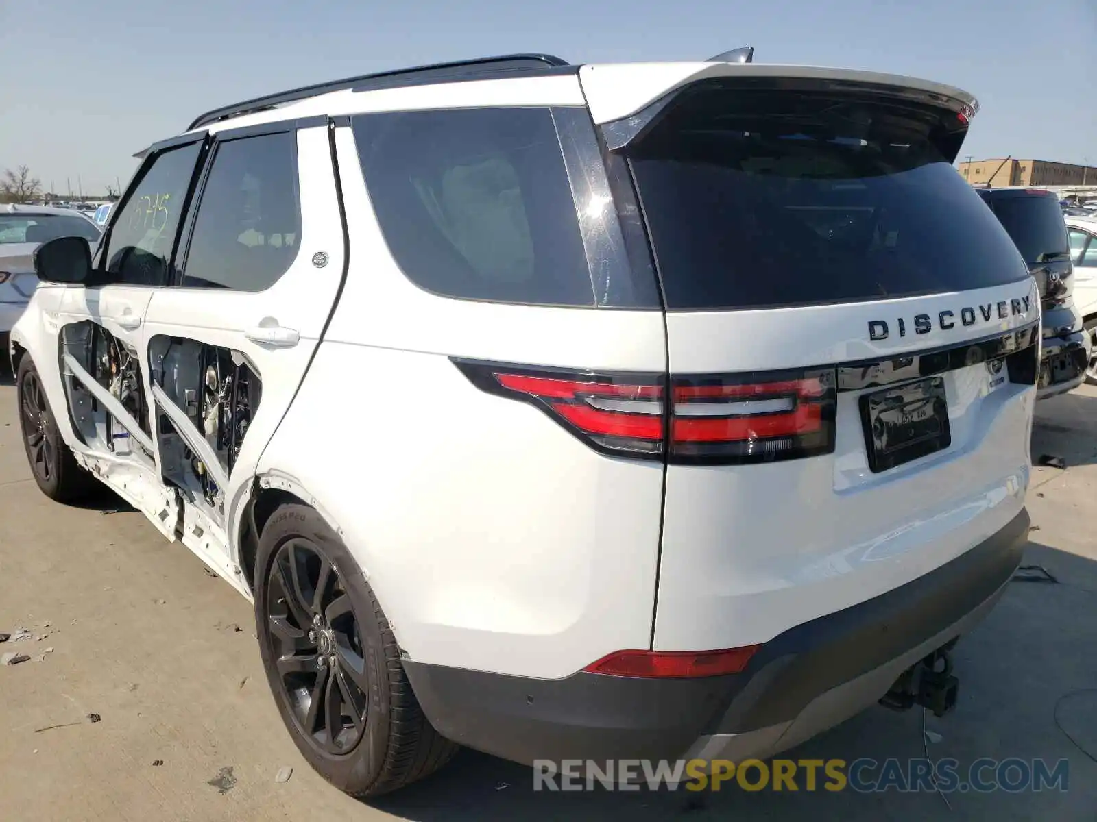 3 Photograph of a damaged car SALRR2RV0L2417272 LAND ROVER DISCOVERY 2020