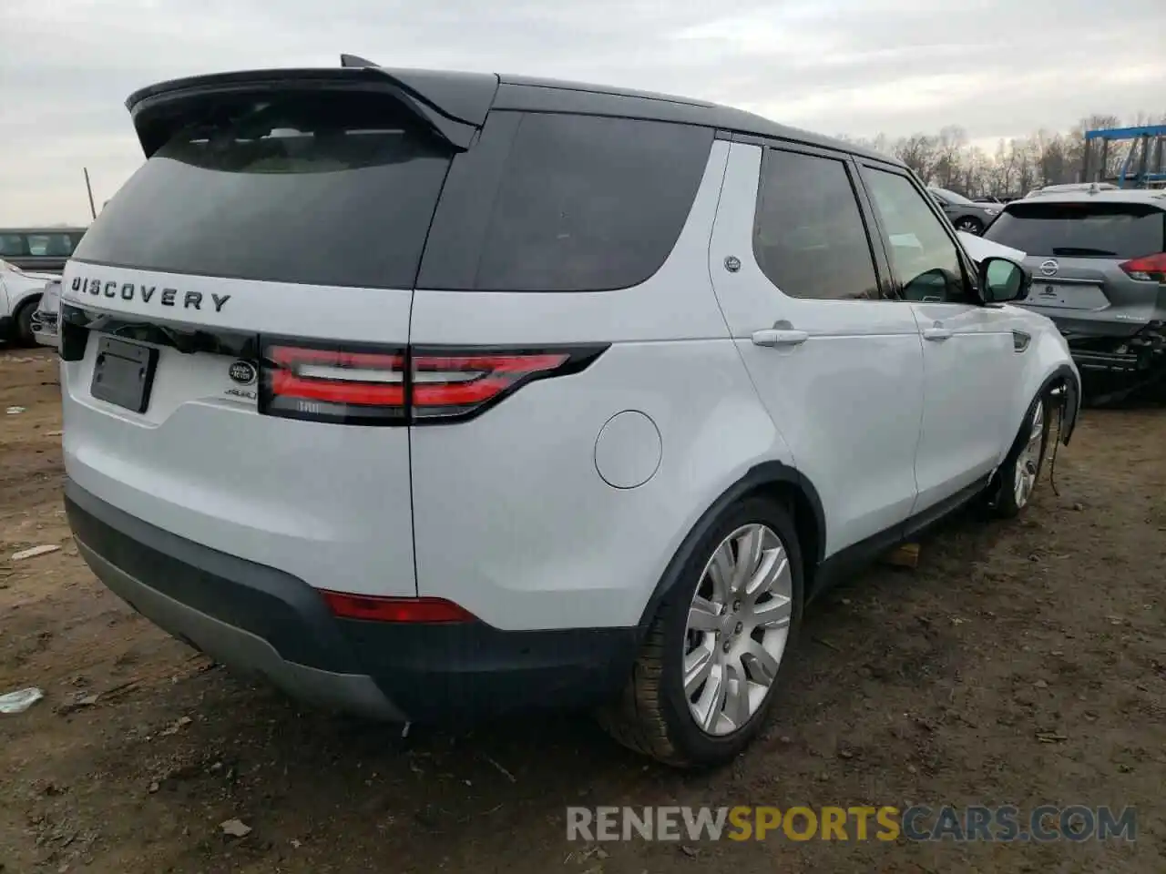 4 Photograph of a damaged car SALRR2RV0L2432516 LAND ROVER DISCOVERY 2020