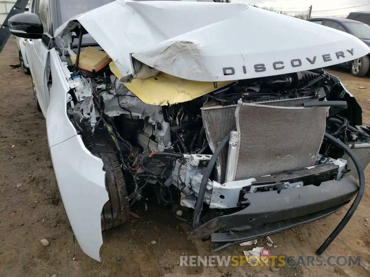 9 Photograph of a damaged car SALRR2RV0L2432516 LAND ROVER DISCOVERY 2020