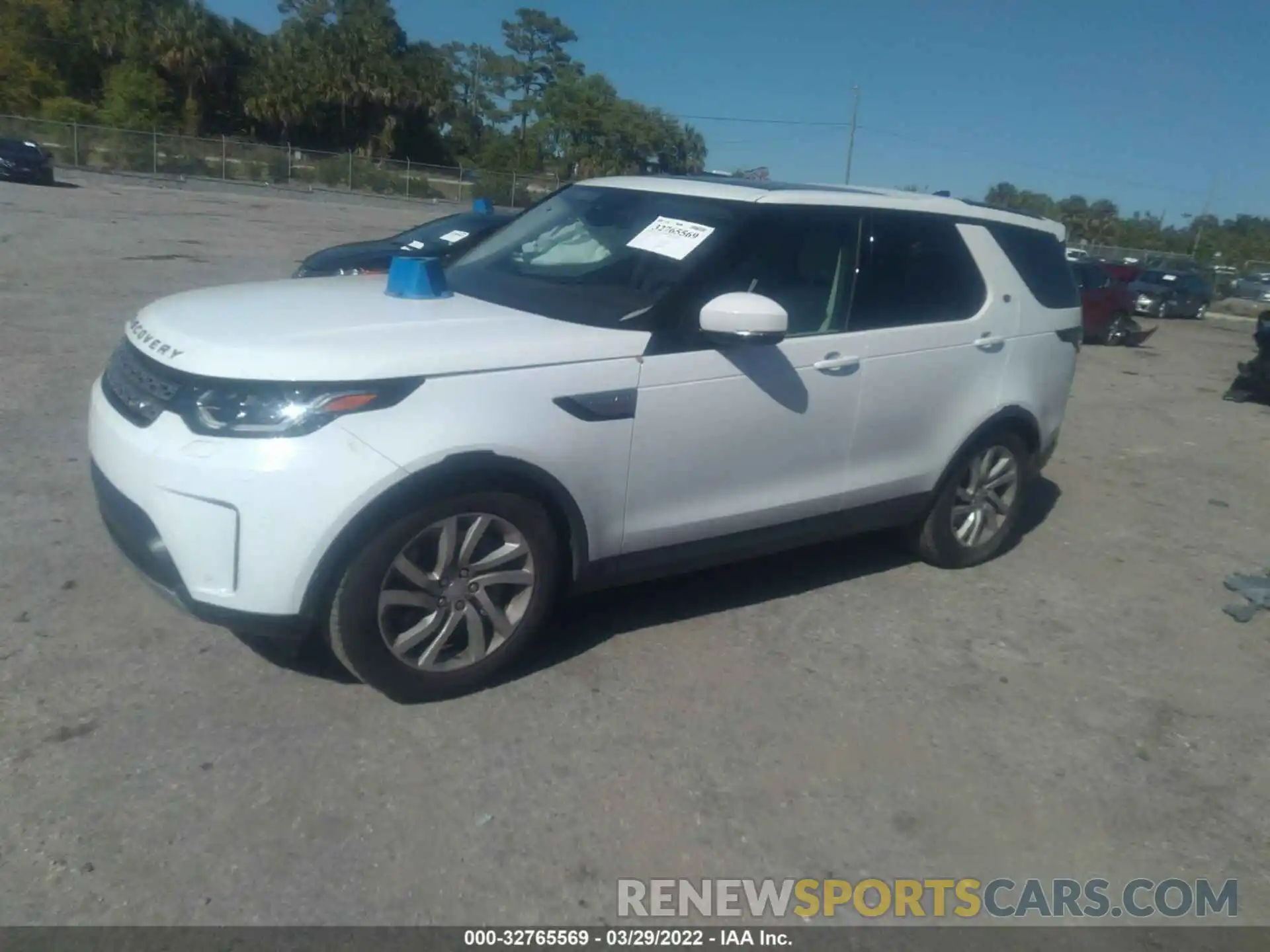 2 Photograph of a damaged car SALRR2RV2L2417757 LAND ROVER DISCOVERY 2020