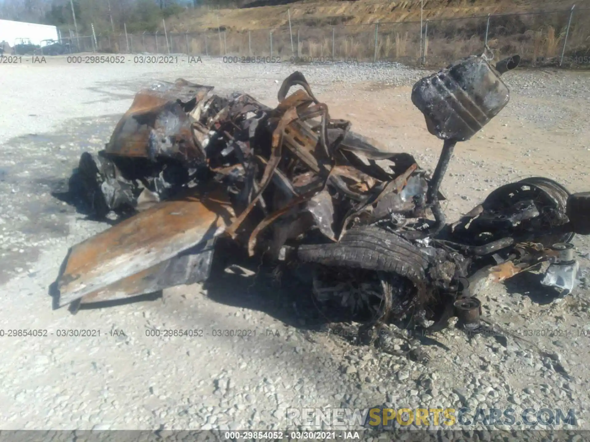 3 Photograph of a damaged car SALRR2RV3L2430436 LAND ROVER DISCOVERY 2020