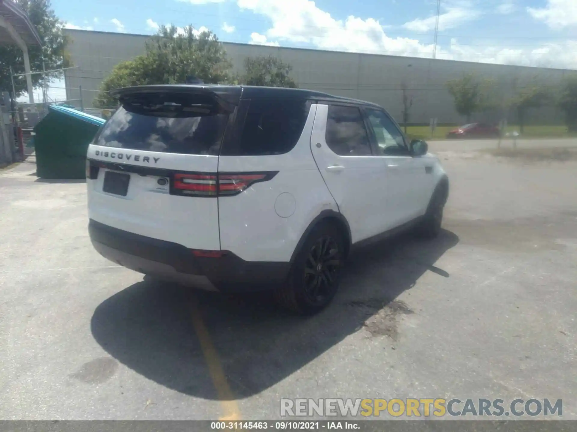 4 Photograph of a damaged car SALRR2RV5L2416487 LAND ROVER DISCOVERY 2020