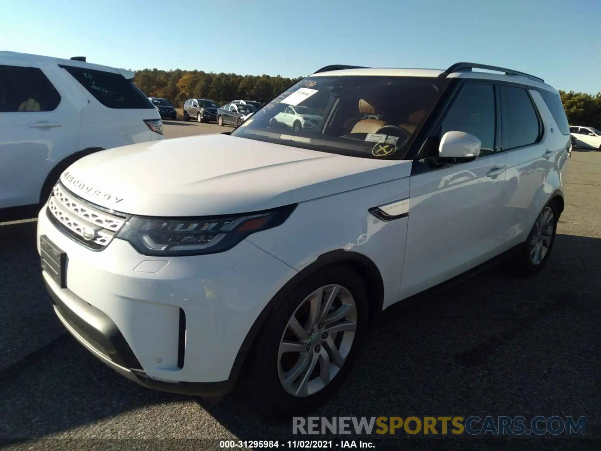 2 Photograph of a damaged car SALRR2RV5L2421124 LAND ROVER DISCOVERY 2020