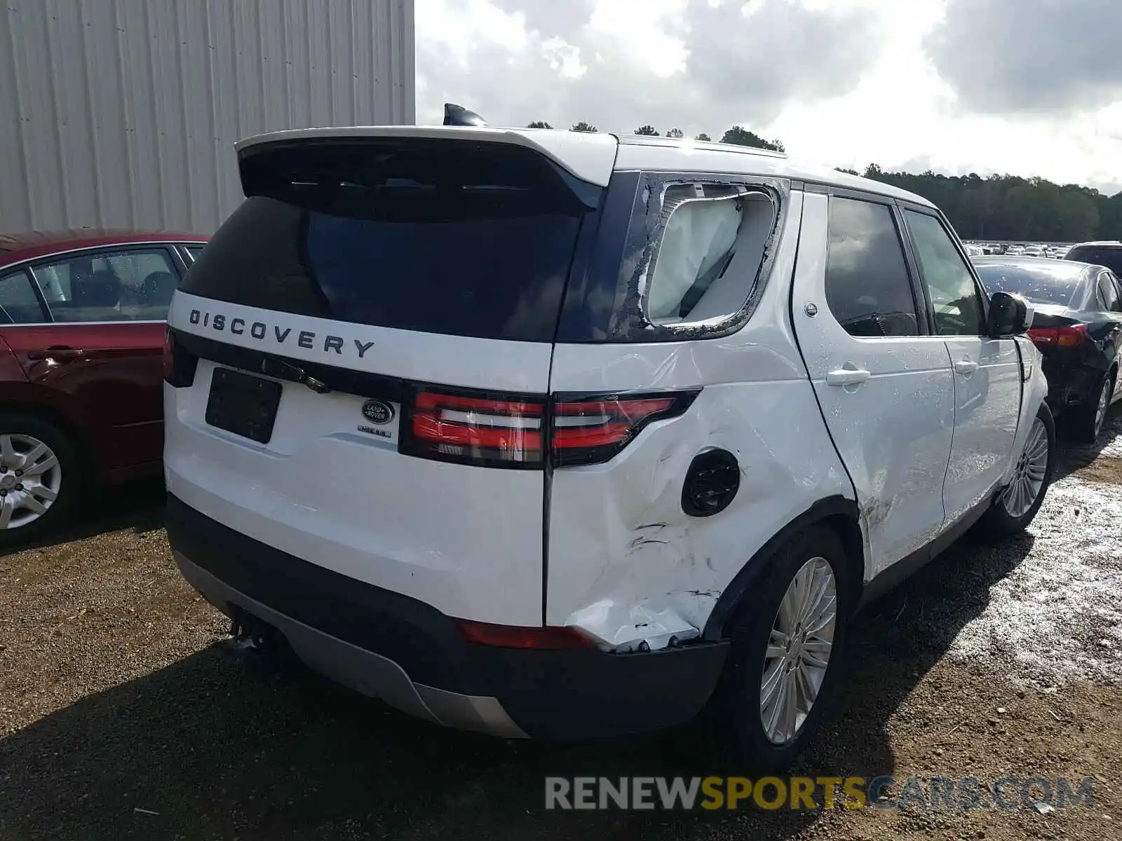 4 Photograph of a damaged car SALRR2RV5L2432091 LAND ROVER DISCOVERY 2020