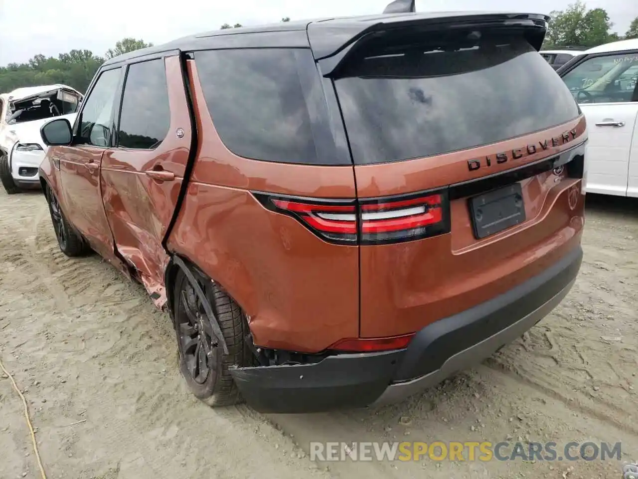 3 Photograph of a damaged car SALRR2RV7L2420959 LAND ROVER DISCOVERY 2020