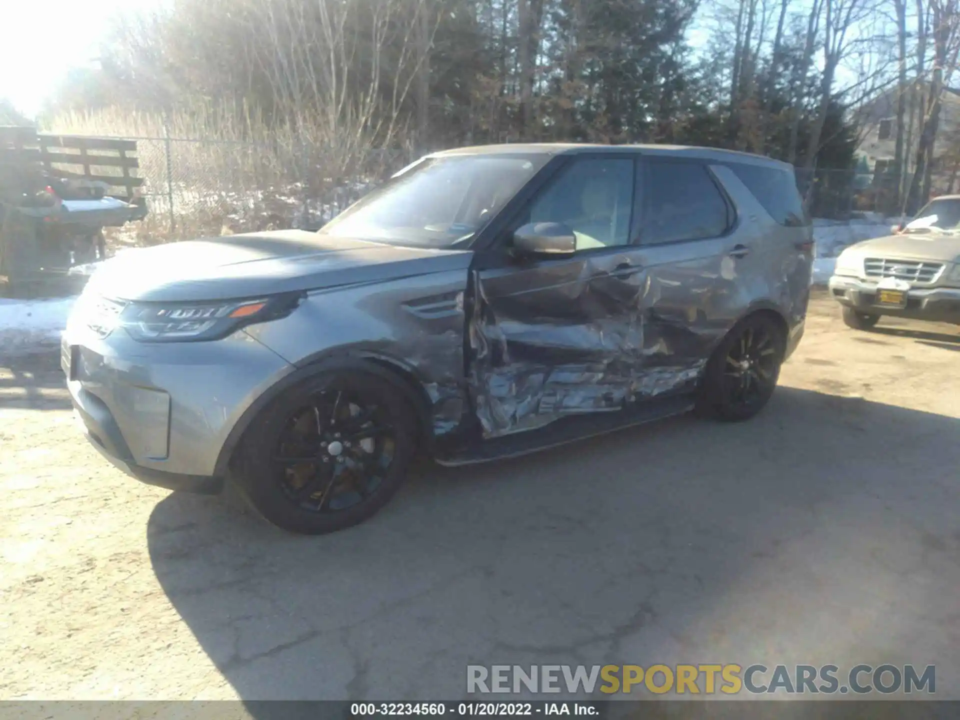 2 Photograph of a damaged car SALRR2RV8L2429573 LAND ROVER DISCOVERY 2020