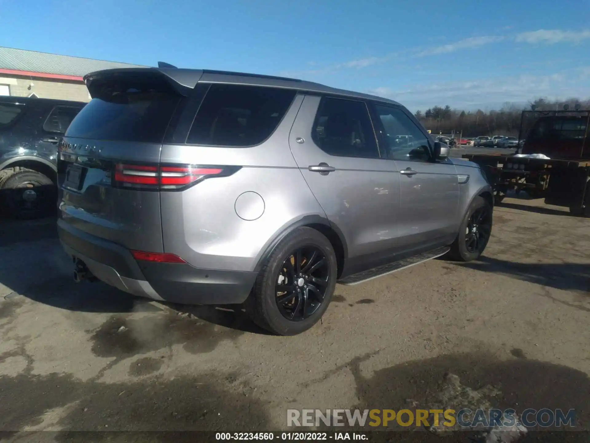 4 Photograph of a damaged car SALRR2RV8L2429573 LAND ROVER DISCOVERY 2020