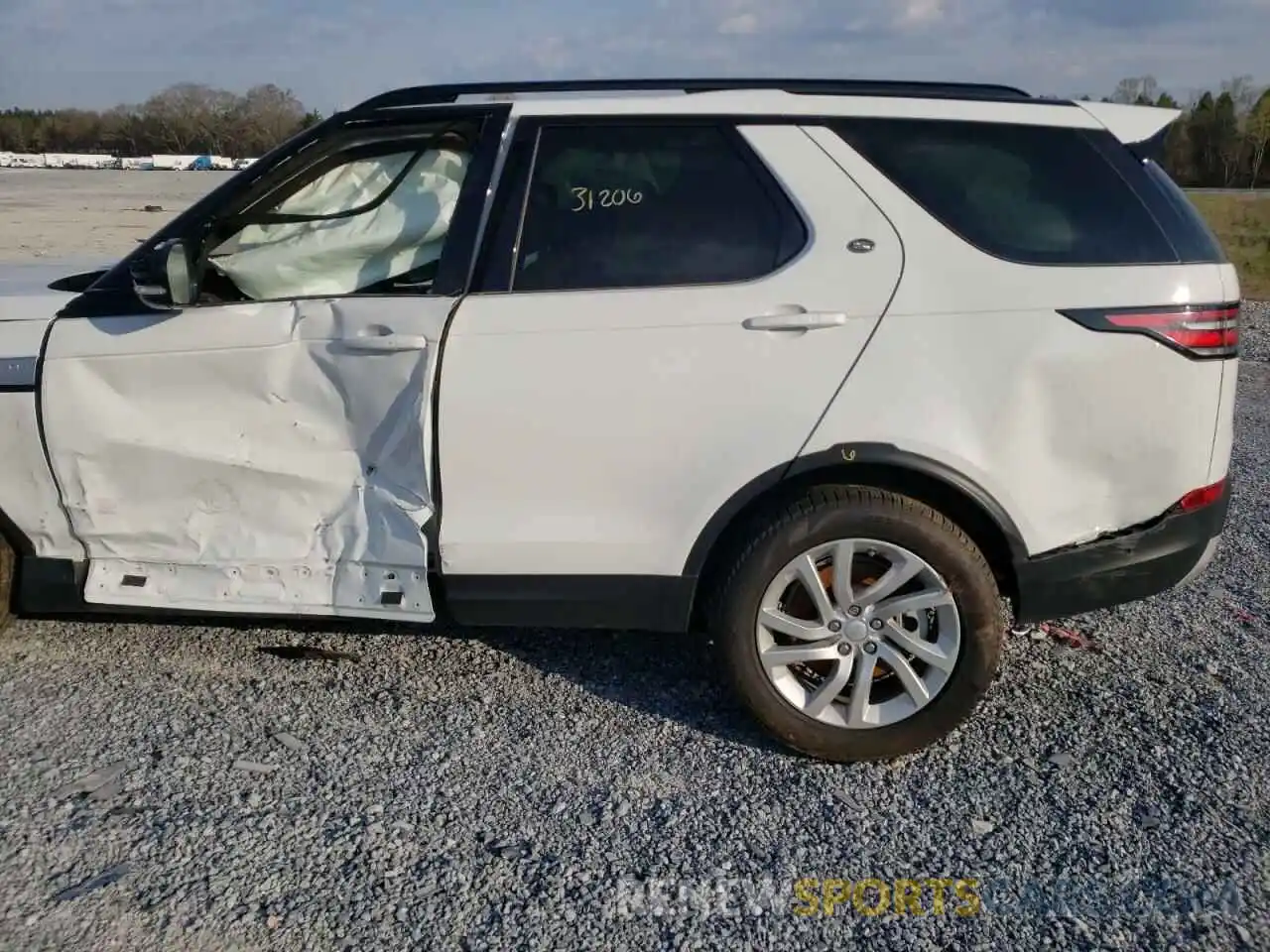 10 Photograph of a damaged car SALRR2RVXL2421121 LAND ROVER DISCOVERY 2020