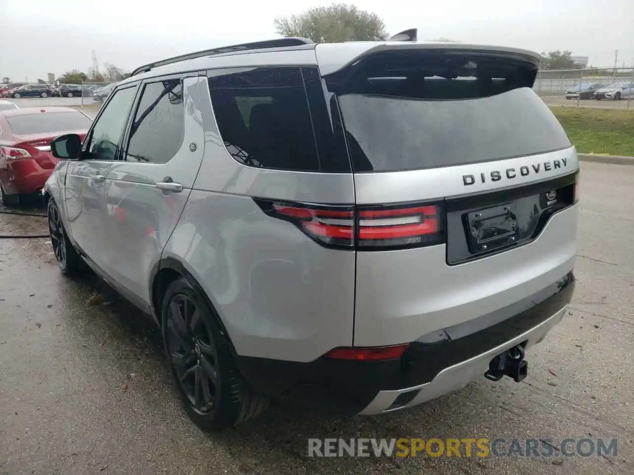 3 Photograph of a damaged car SALRR2RVXL2428862 LAND ROVER DISCOVERY 2020