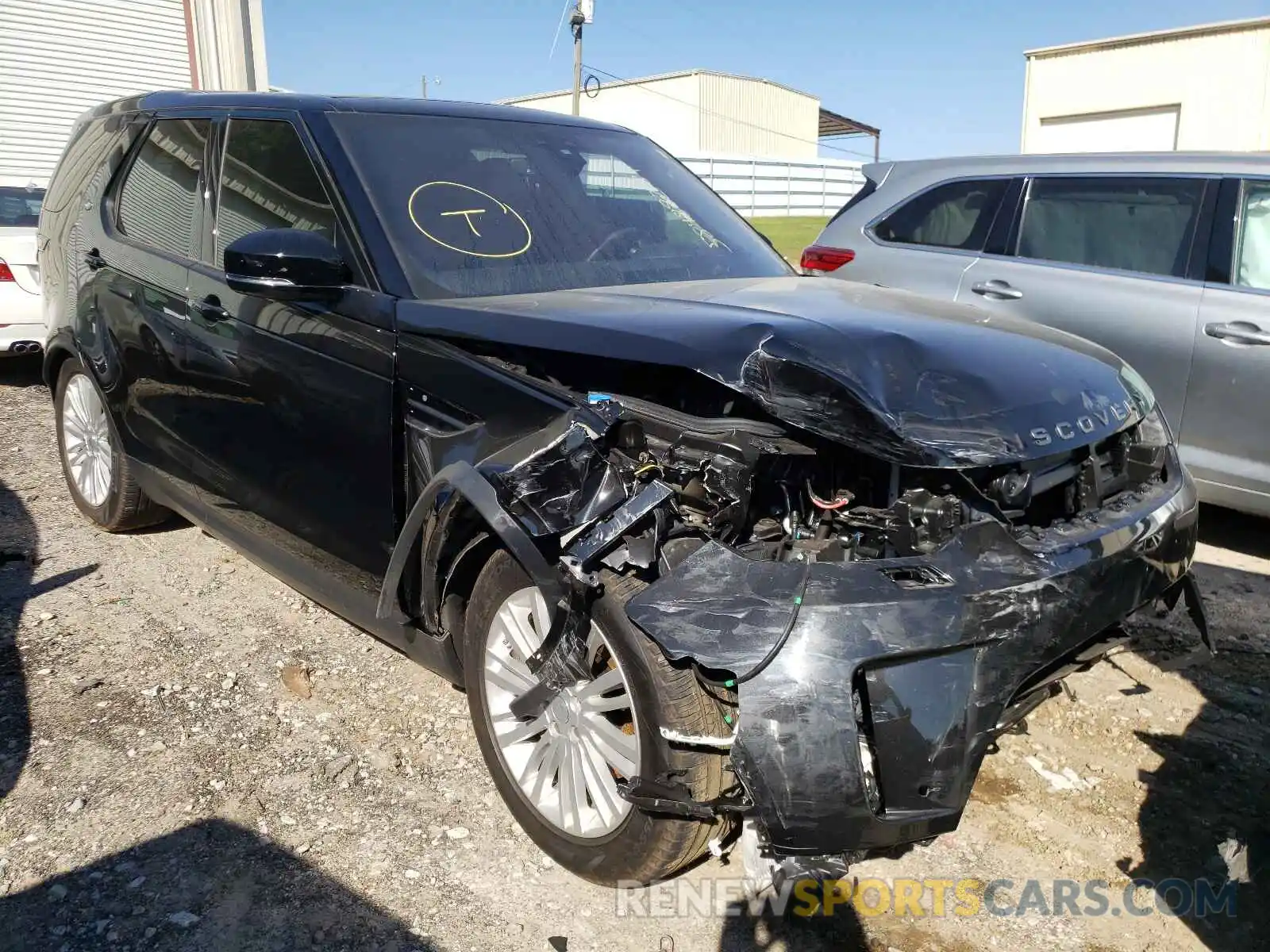 1 Photograph of a damaged car SALRR2RVXL2433950 LAND ROVER DISCOVERY 2020