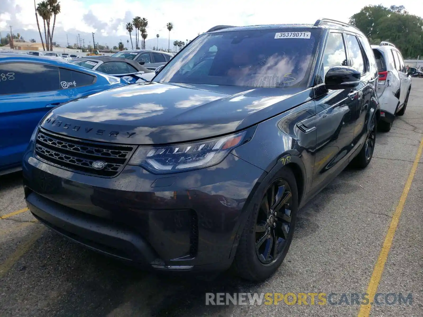 2 Photograph of a damaged car SALRT2RK6L2432303 LAND ROVER DISCOVERY 2020