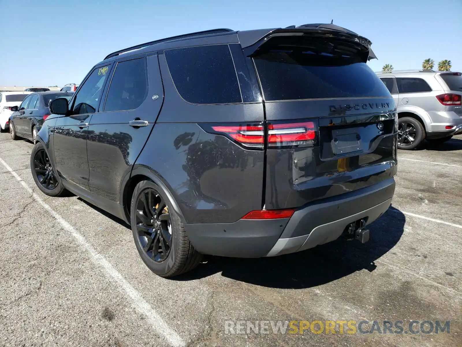 3 Photograph of a damaged car SALRT2RK6L2432303 LAND ROVER DISCOVERY 2020