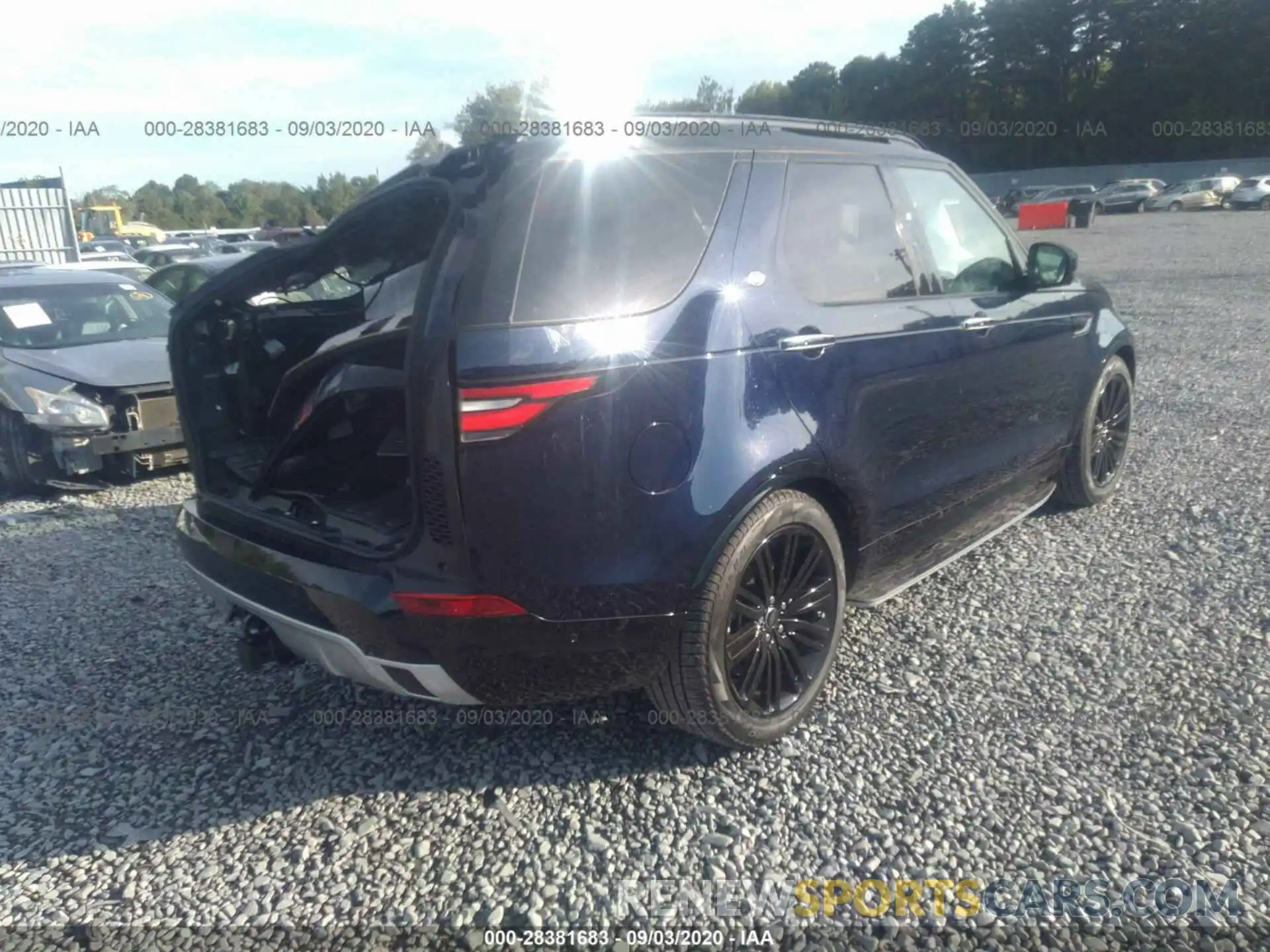 4 Photograph of a damaged car SALRT2RV0L2432176 LAND ROVER DISCOVERY 2020