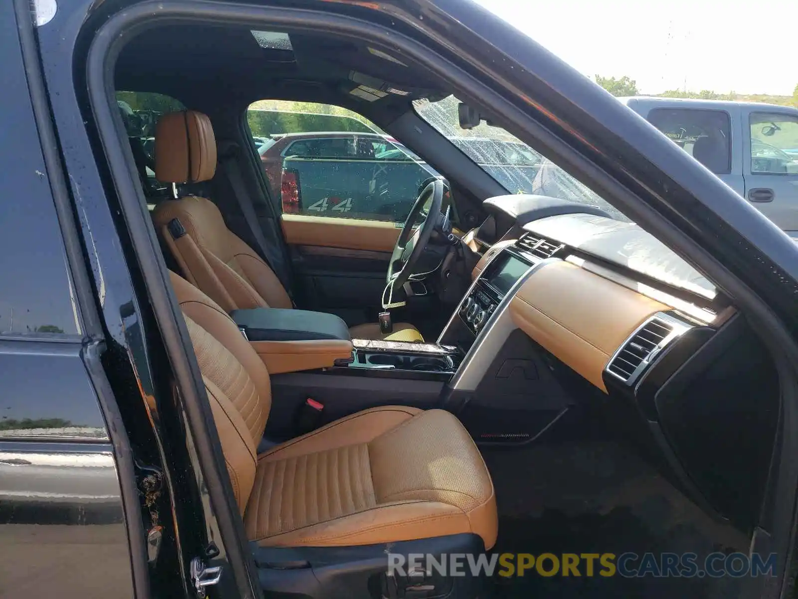 5 Photograph of a damaged car SALRT2RV1L2420456 LAND ROVER DISCOVERY 2020