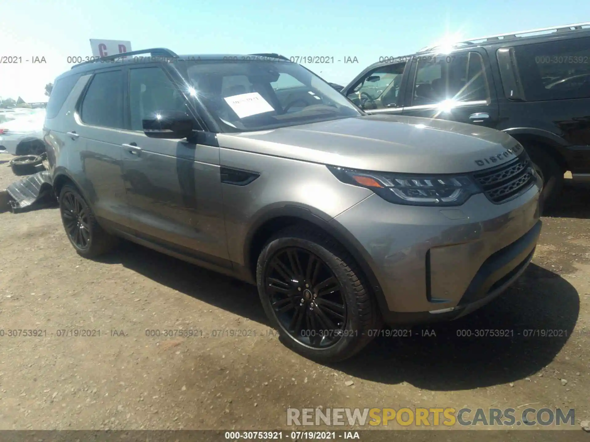 1 Photograph of a damaged car SALRT2RV2L2419672 LAND ROVER DISCOVERY 2020