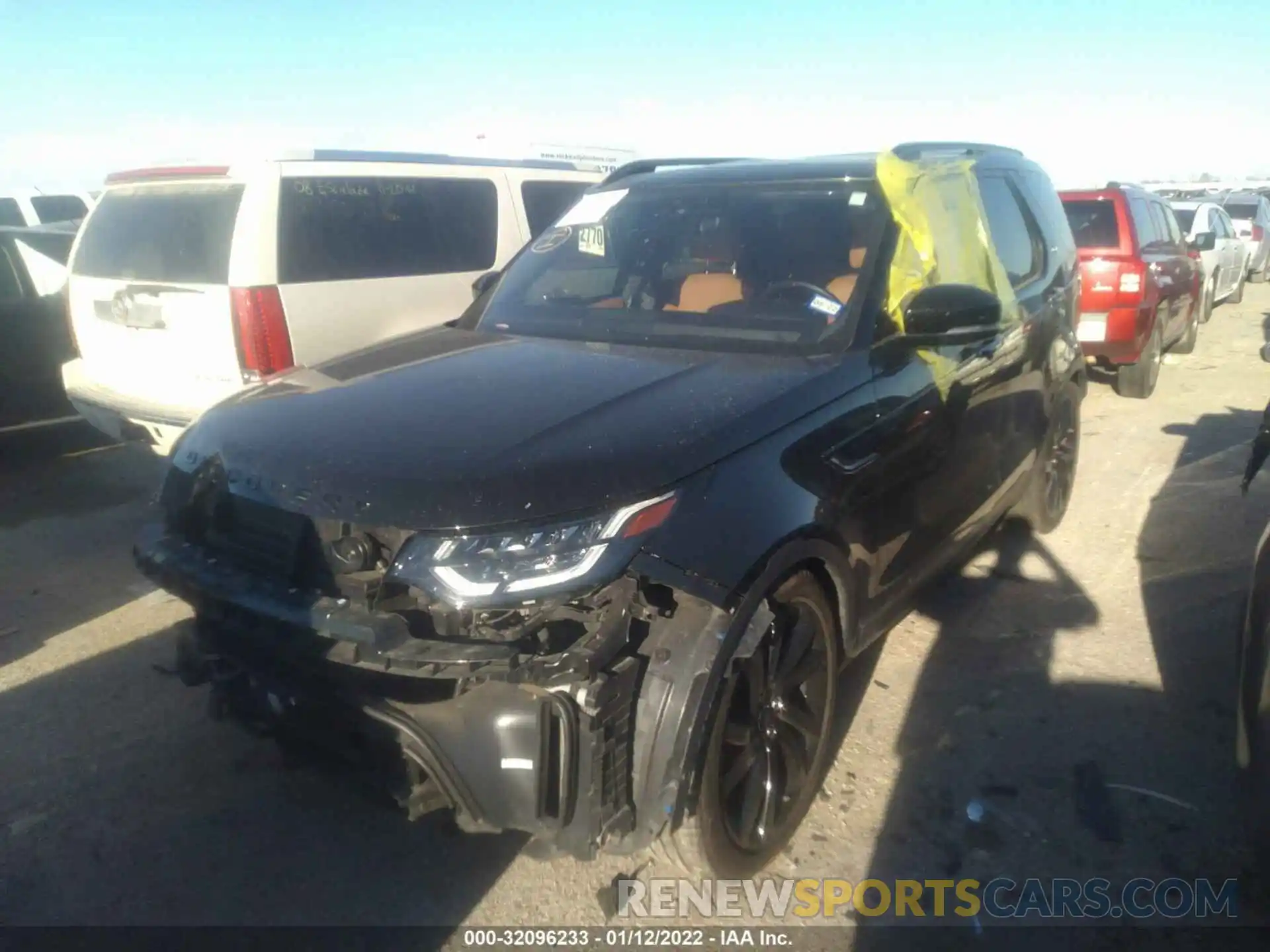 2 Photograph of a damaged car SALRT2RV2L2433524 LAND ROVER DISCOVERY 2020