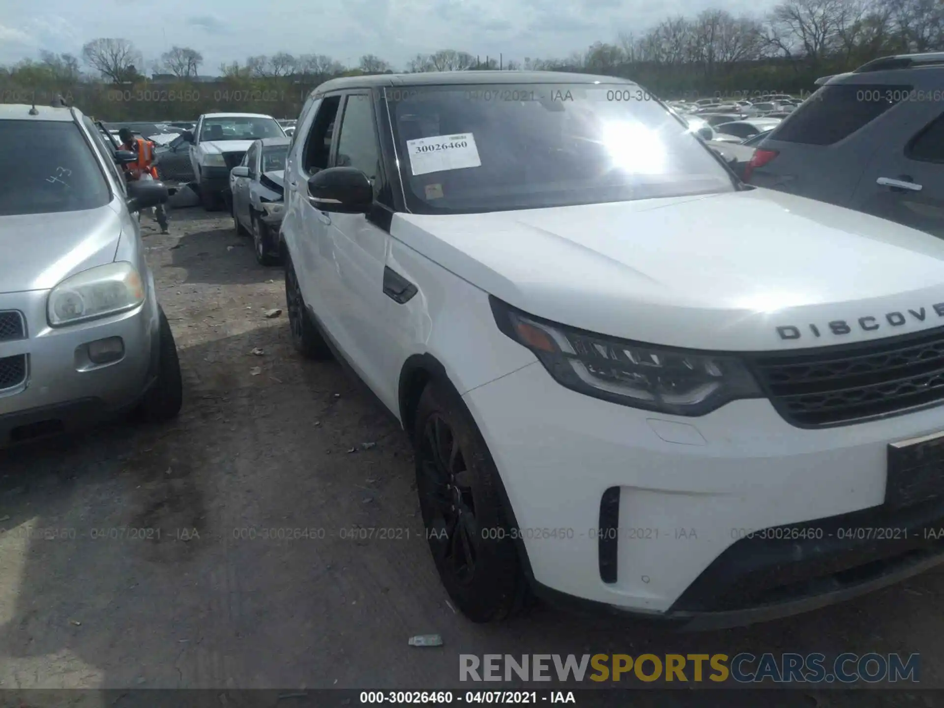 1 Photograph of a damaged car SALRT2RV4L2428700 LAND ROVER DISCOVERY 2020