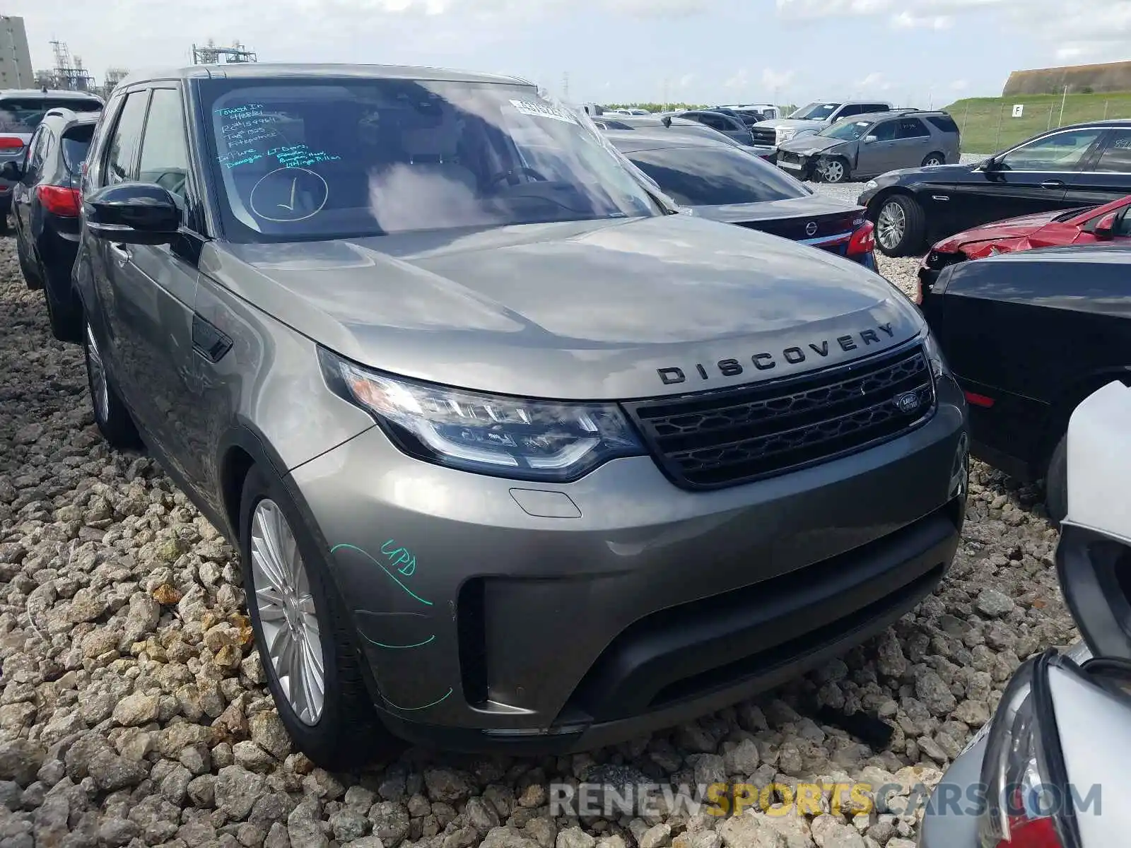 1 Photograph of a damaged car SALRT2RV7L2421336 LAND ROVER DISCOVERY 2020