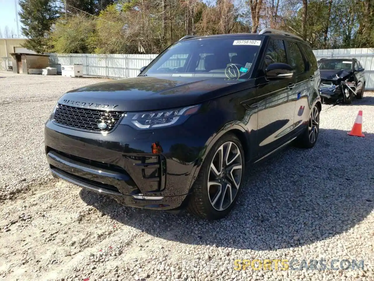 2 Photograph of a damaged car SALRT2RV8L2426948 LAND ROVER DISCOVERY 2020