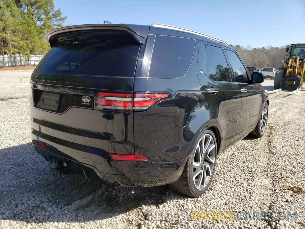 4 Photograph of a damaged car SALRT2RV8L2426948 LAND ROVER DISCOVERY 2020