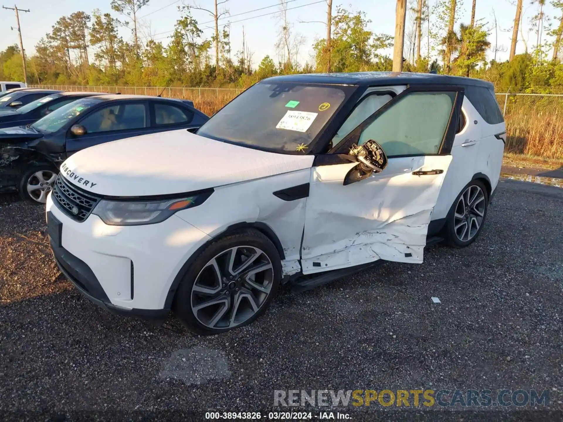 2 Photograph of a damaged car SALRT2RV9L2429261 LAND ROVER DISCOVERY 2020