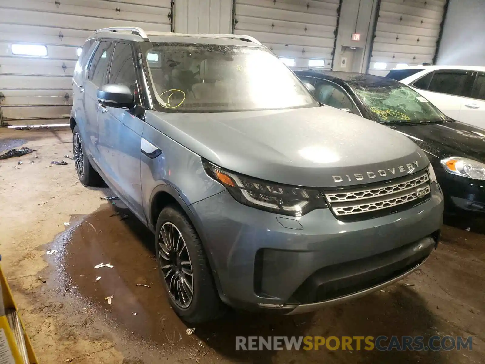 1 Photograph of a damaged car SALRT2RVXL2432525 LAND ROVER DISCOVERY 2020