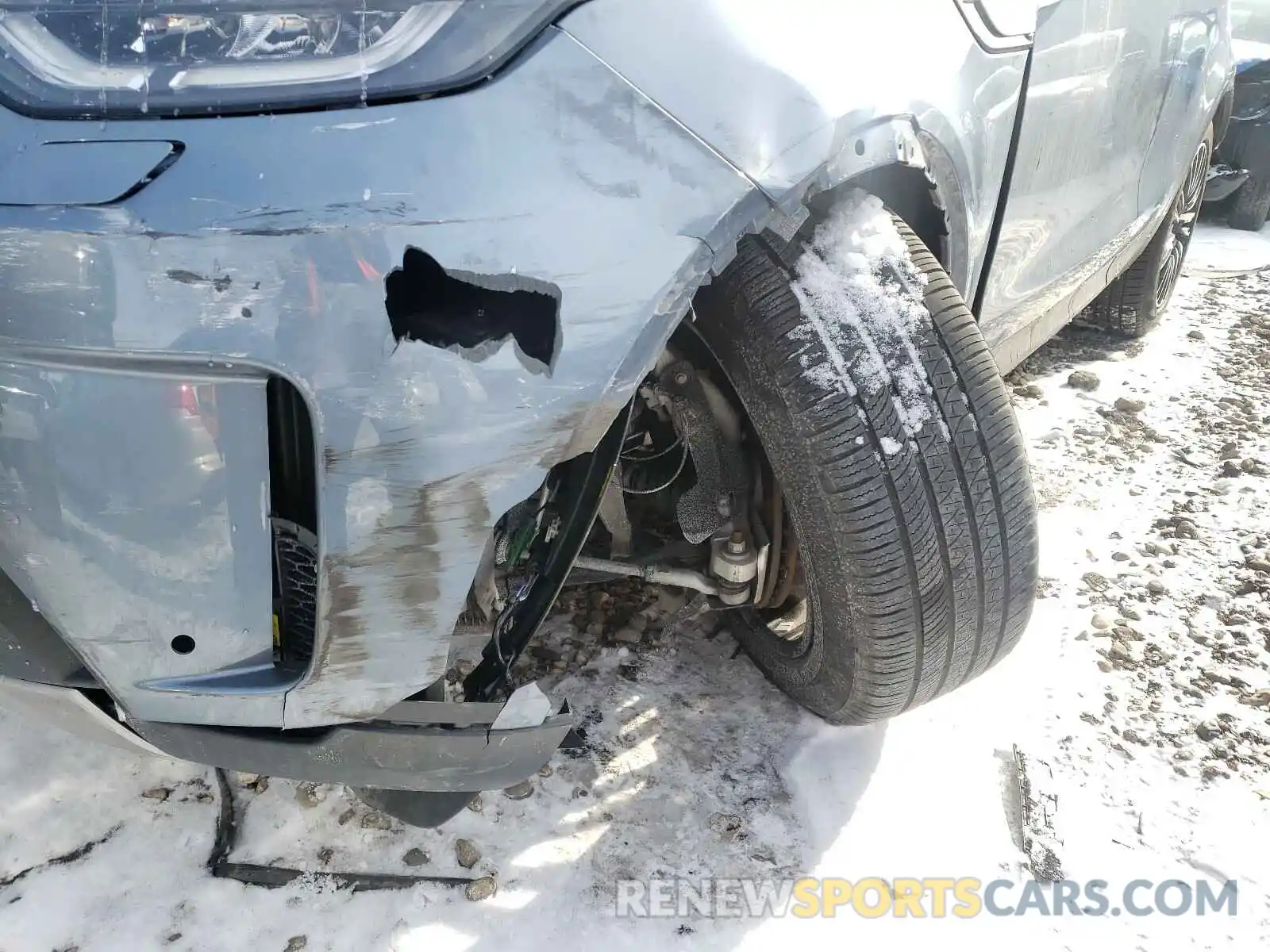 9 Photograph of a damaged car SALRT2RVXL2432525 LAND ROVER DISCOVERY 2020