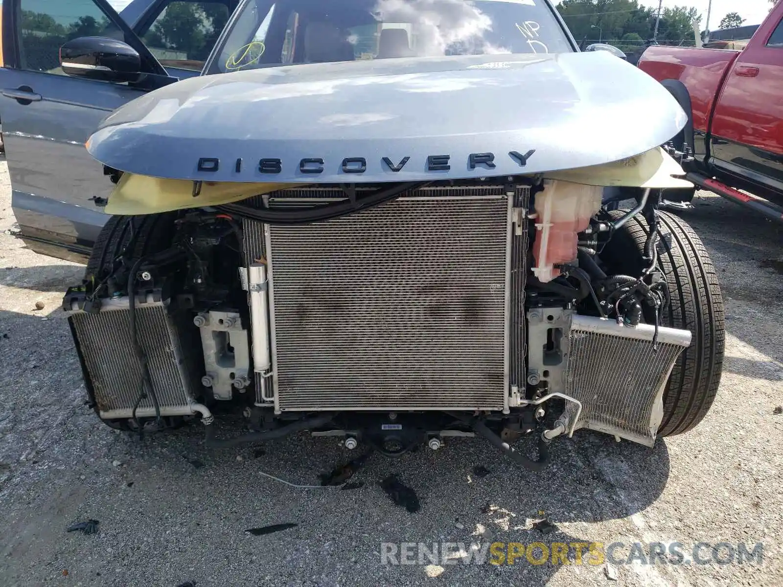 9 Photograph of a damaged car SALRU2RV1L2424567 LAND ROVER DISCOVERY 2020