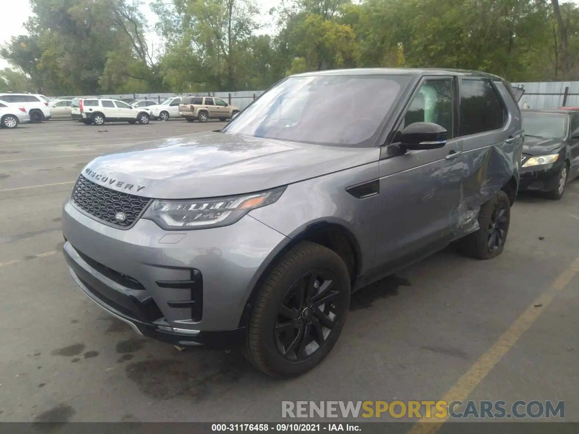 2 Фотография поврежденного автомобиля SALRU2RV1L2445371 LAND ROVER DISCOVERY 2020