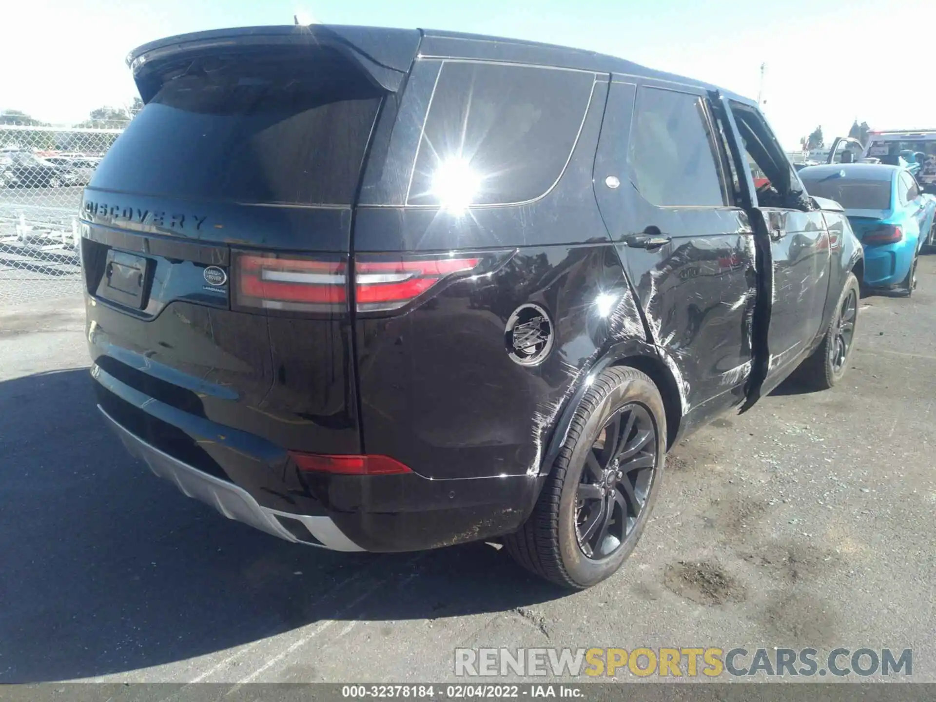 4 Photograph of a damaged car SALRU2RV5L2435765 LAND ROVER DISCOVERY 2020