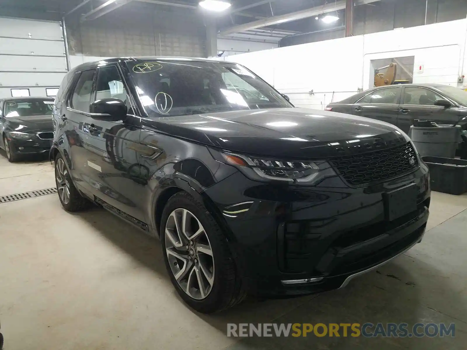 1 Photograph of a damaged car SALRU2RVXL2429878 LAND ROVER DISCOVERY 2020